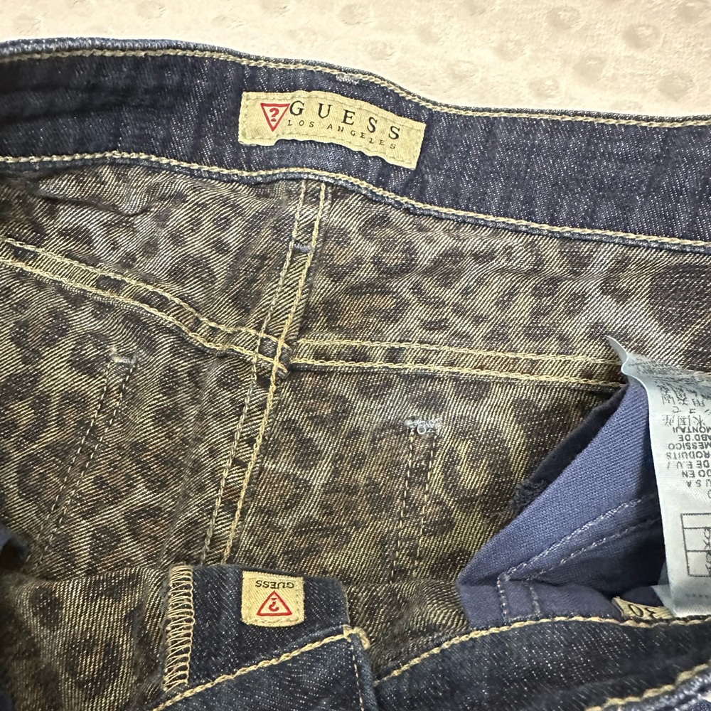 Guess Rip Jeans (size 30) - Picture 4 of 13